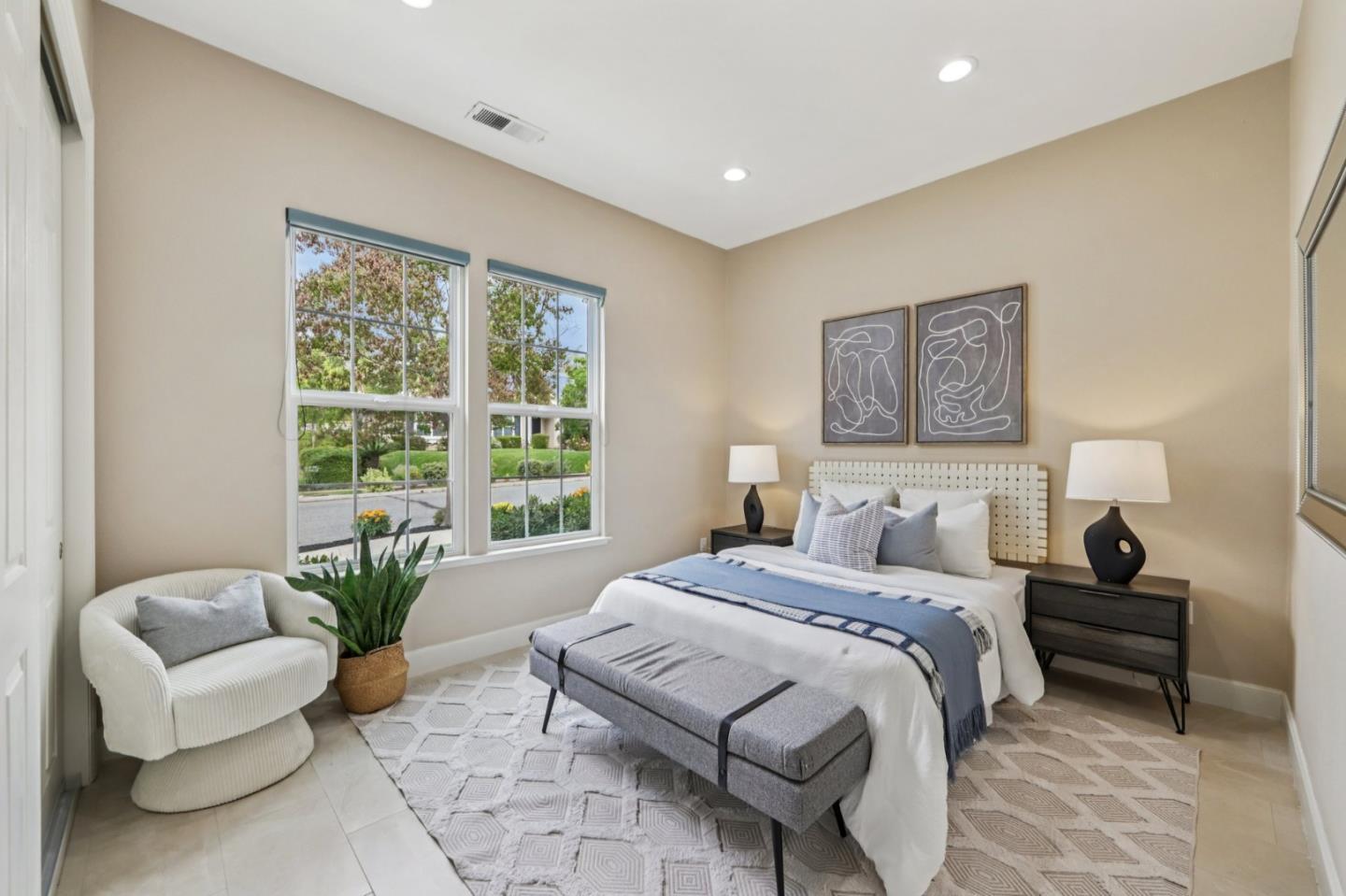 5333 Laurel Canyon Drive