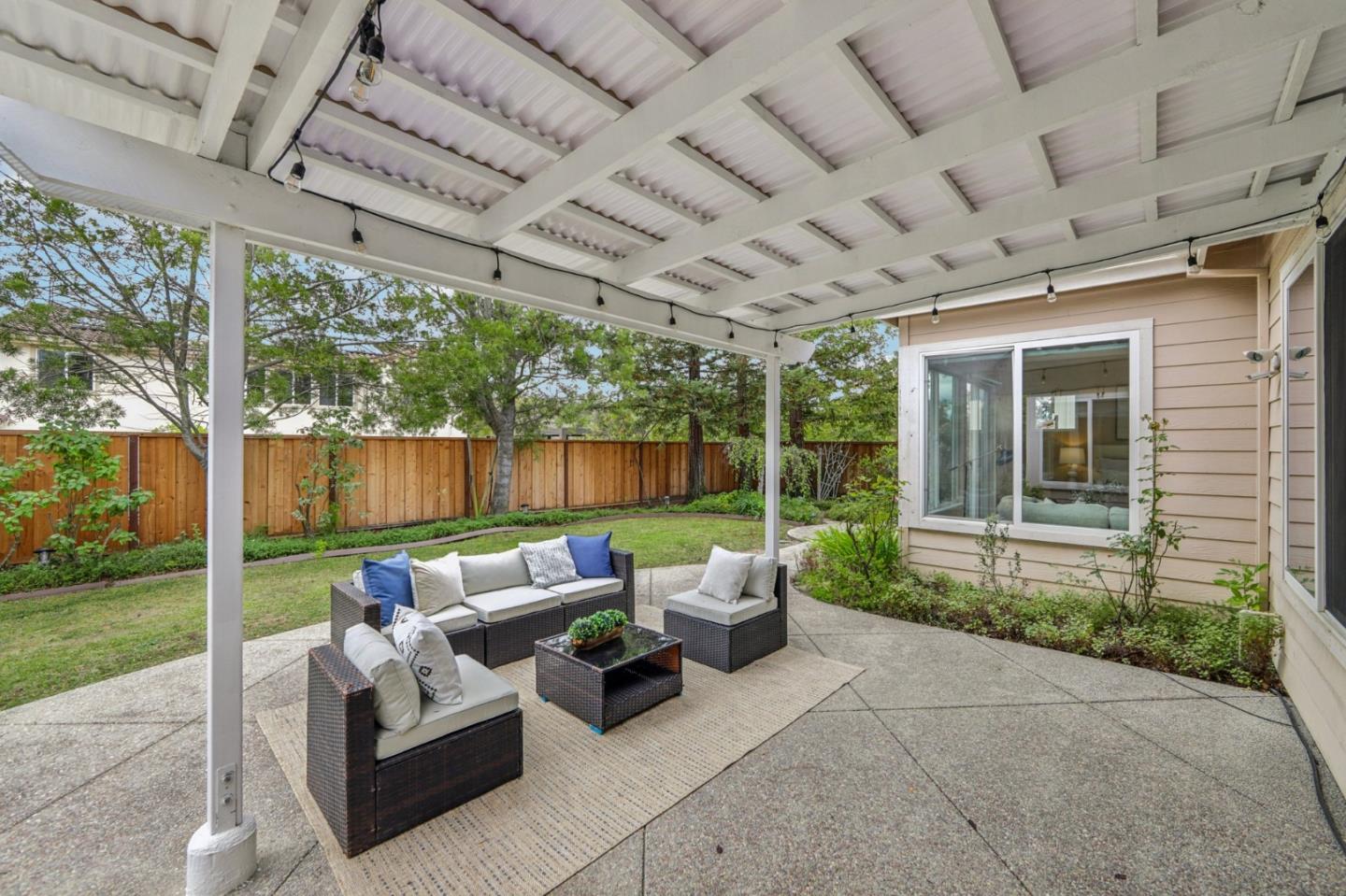 5333 Laurel Canyon Drive