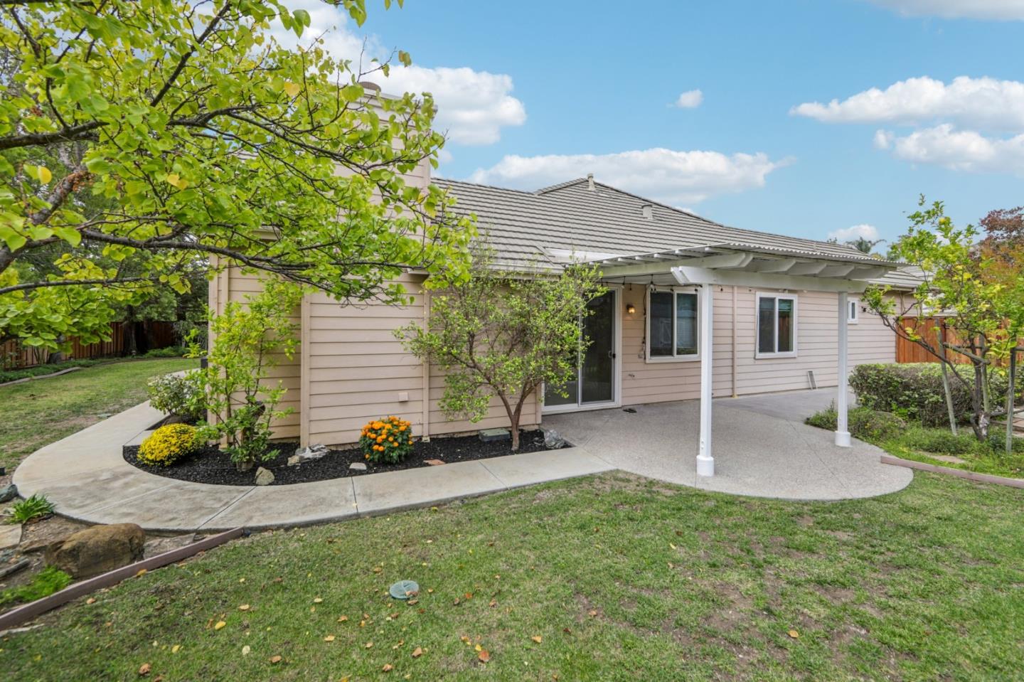 5333 Laurel Canyon Drive