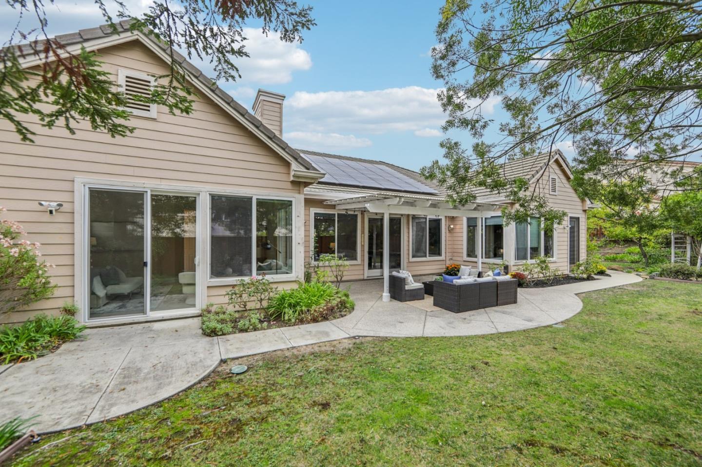 5333 Laurel Canyon Drive