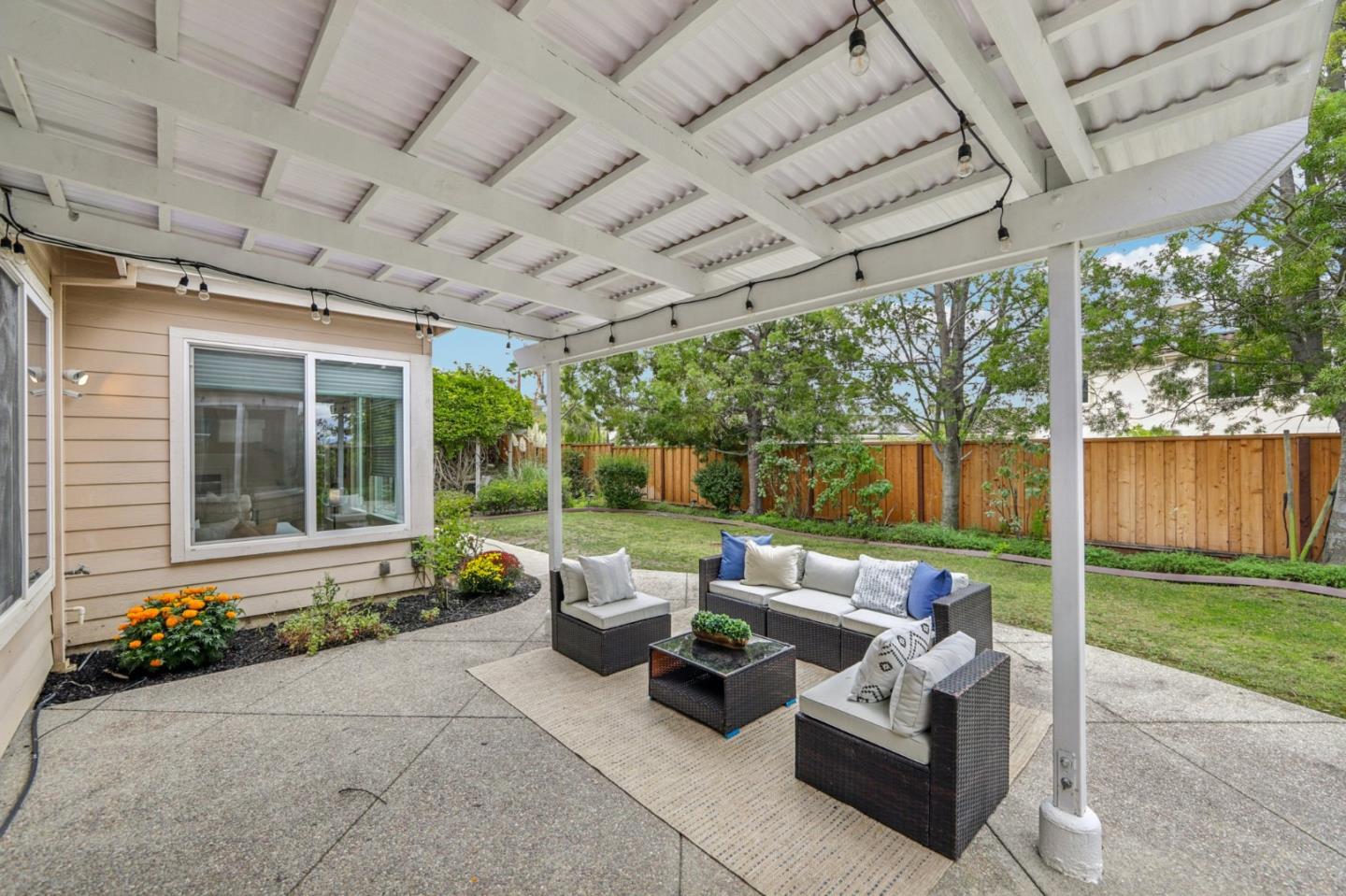 5333 Laurel Canyon Drive