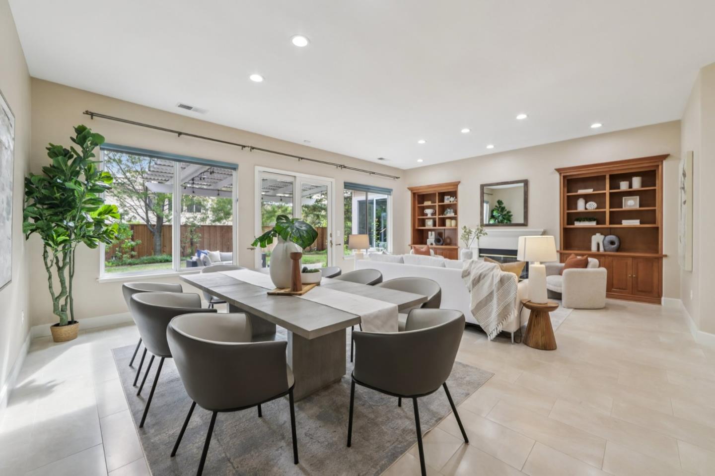 5333 Laurel Canyon Drive