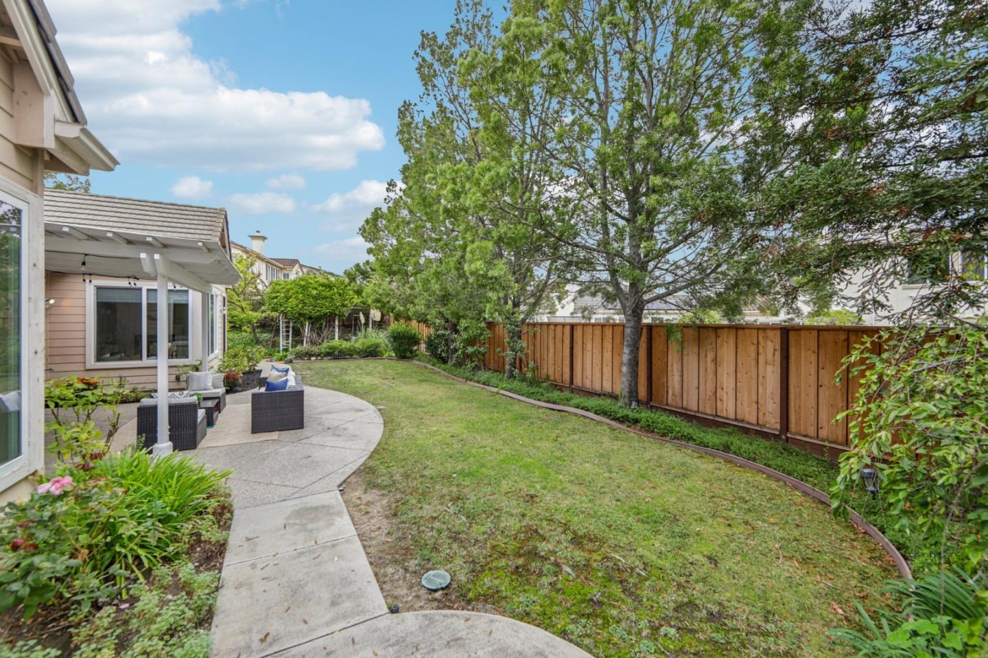 5333 Laurel Canyon Drive