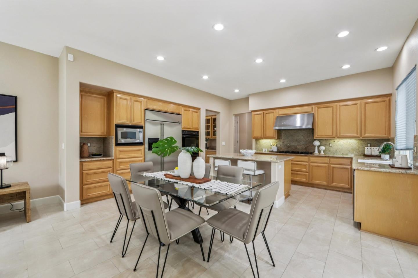 5333 Laurel Canyon Drive