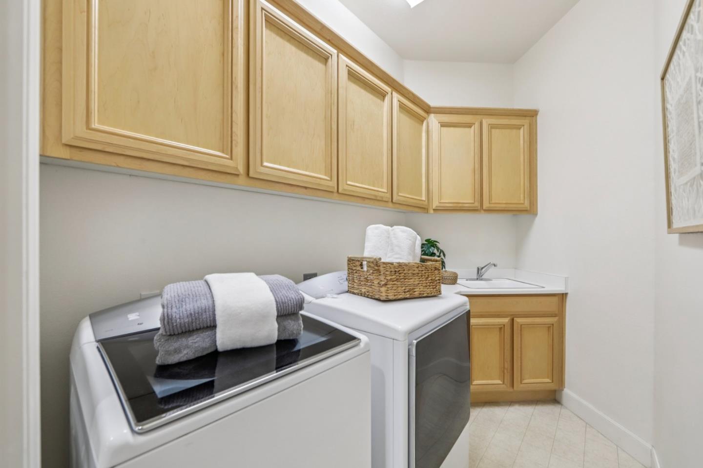 5333 Laurel Canyon Drive