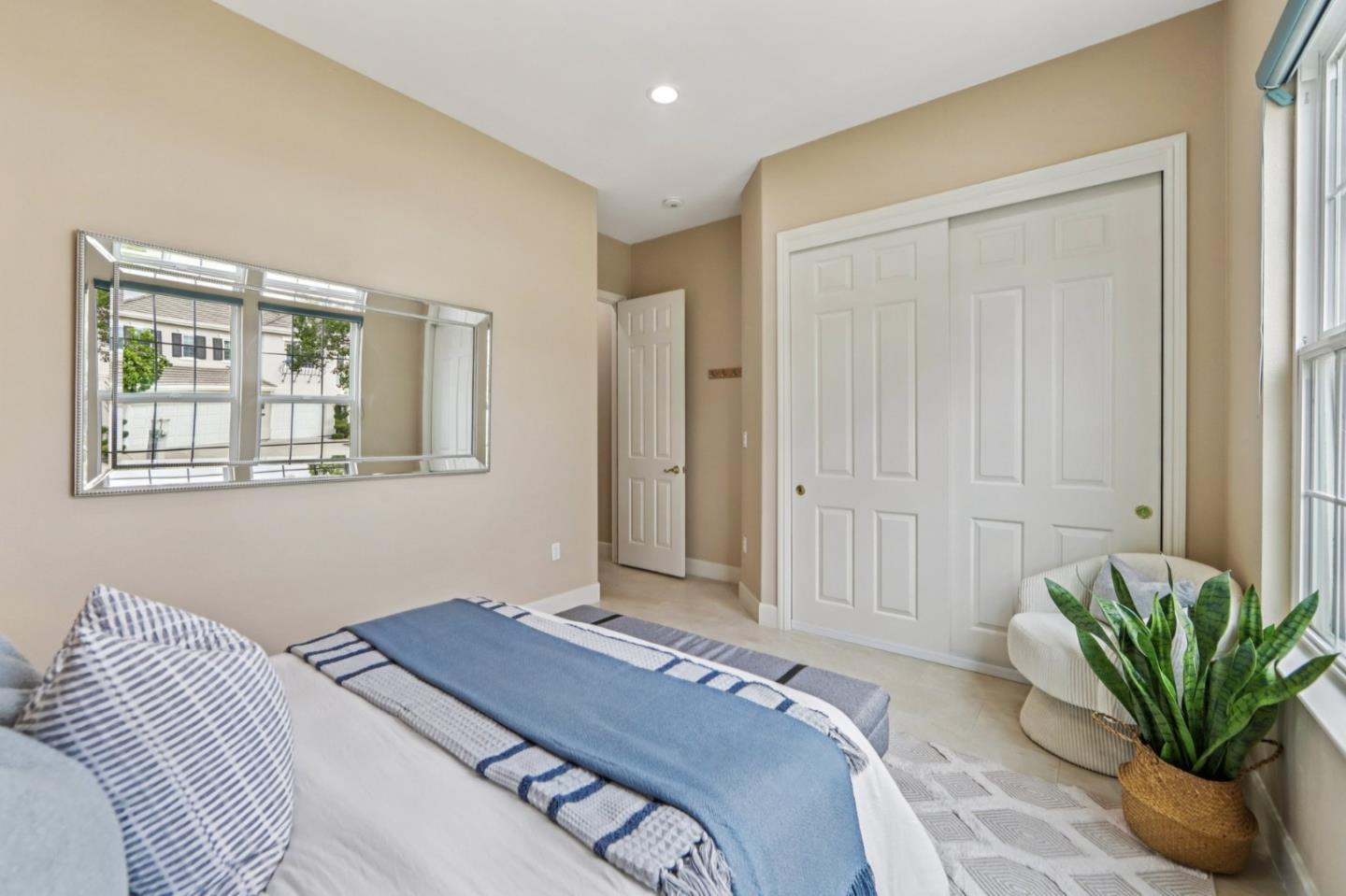 5333 Laurel Canyon Drive