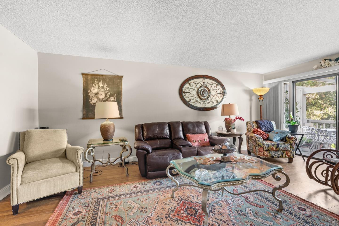 5437 Cribari Green