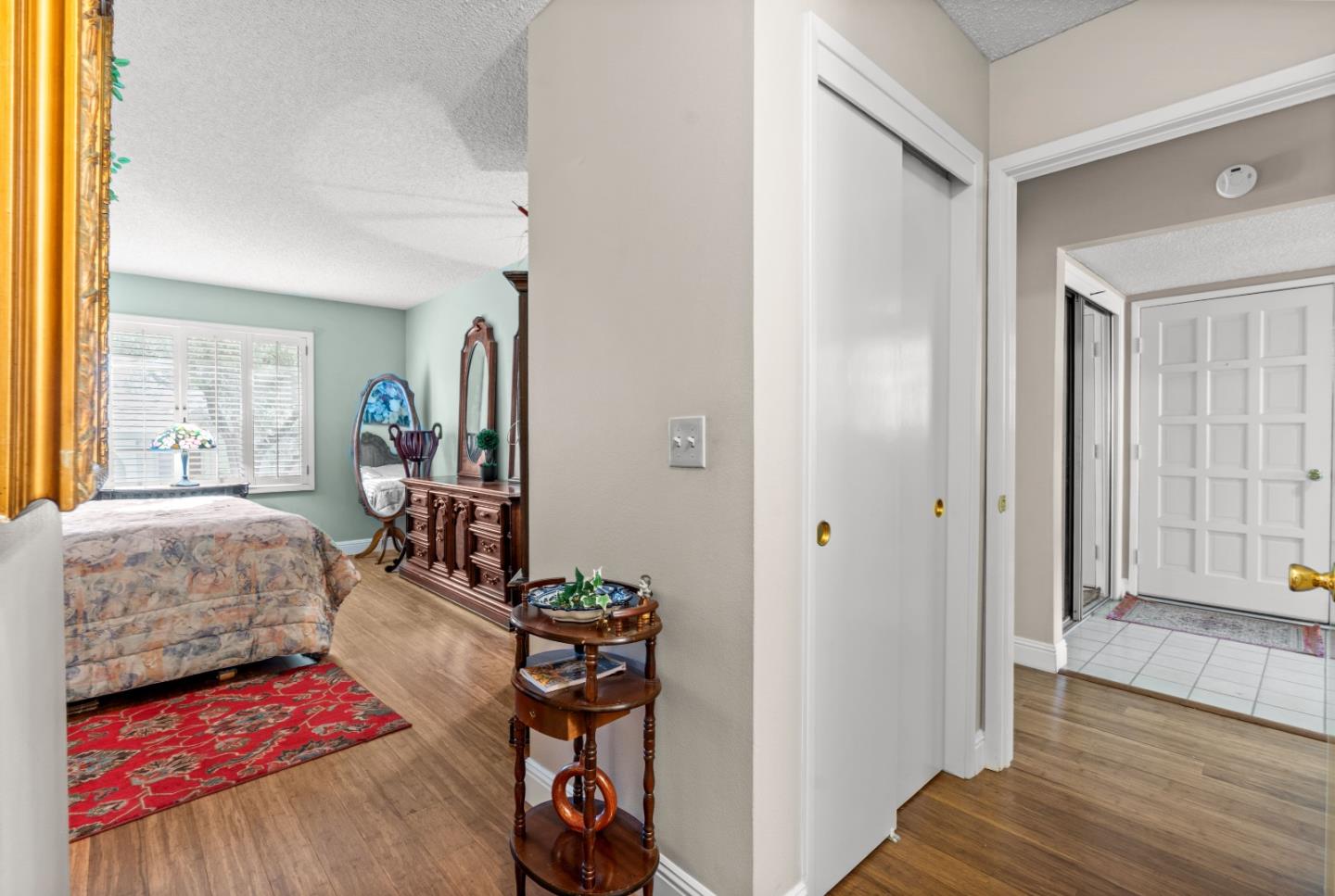 5437 Cribari Green