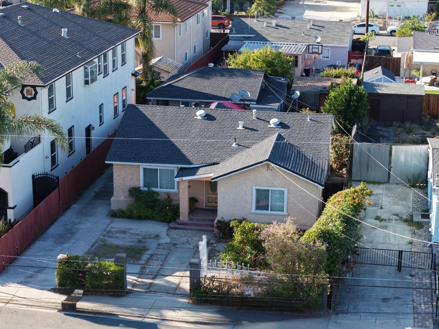 1280 Michigan Avenue