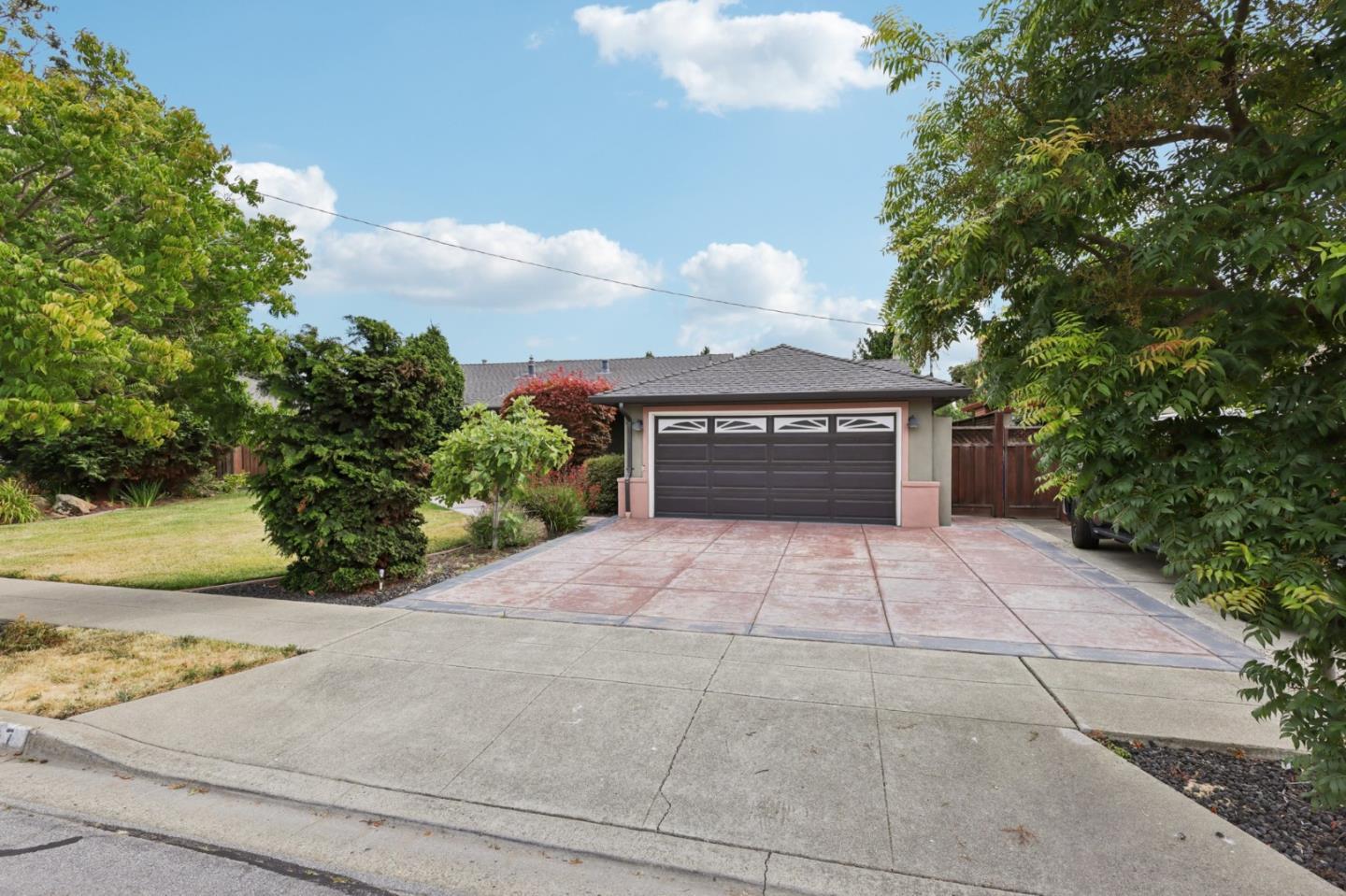 37987 Alta Drive