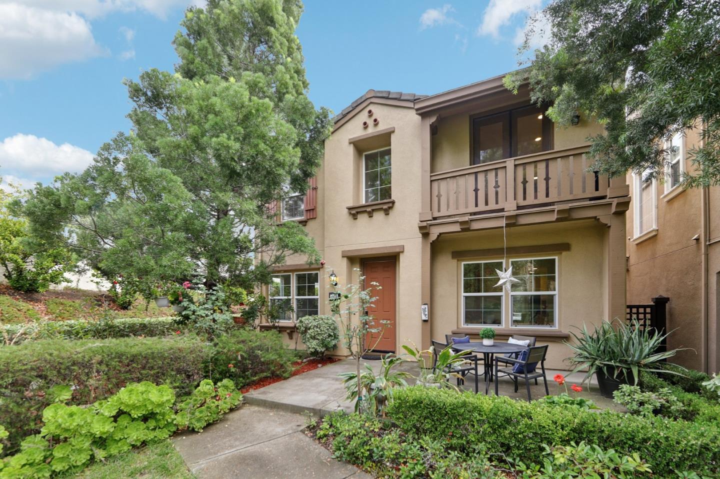3858 Evangelho Circle