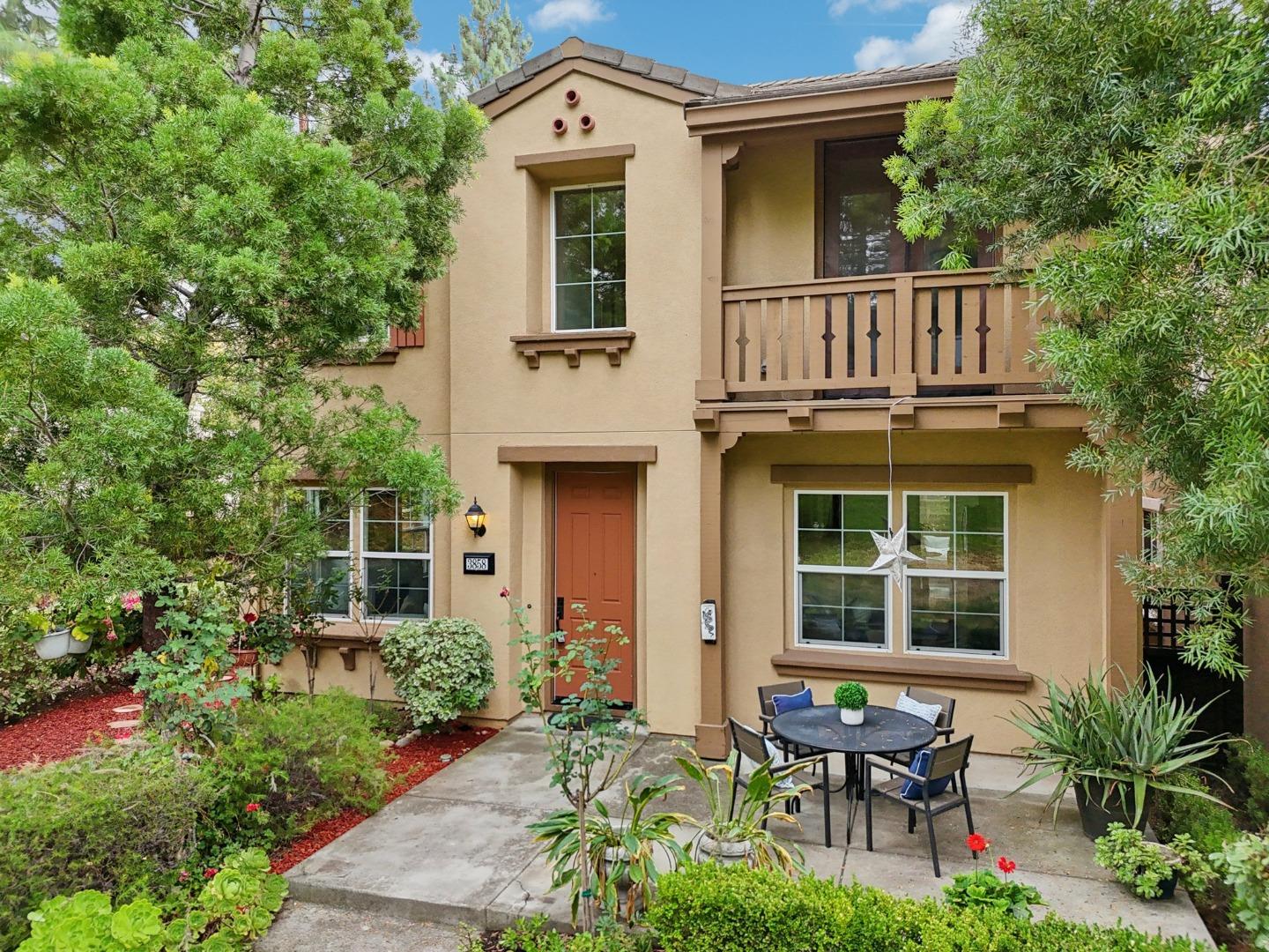3858 Evangelho Circle