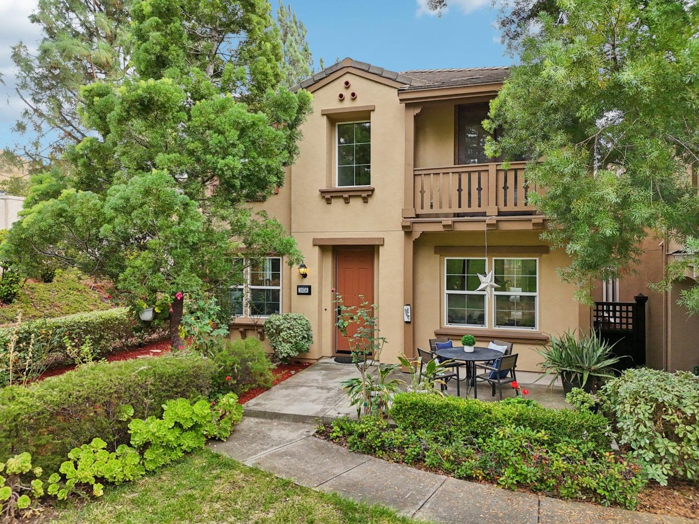 3858 Evangelho Circle