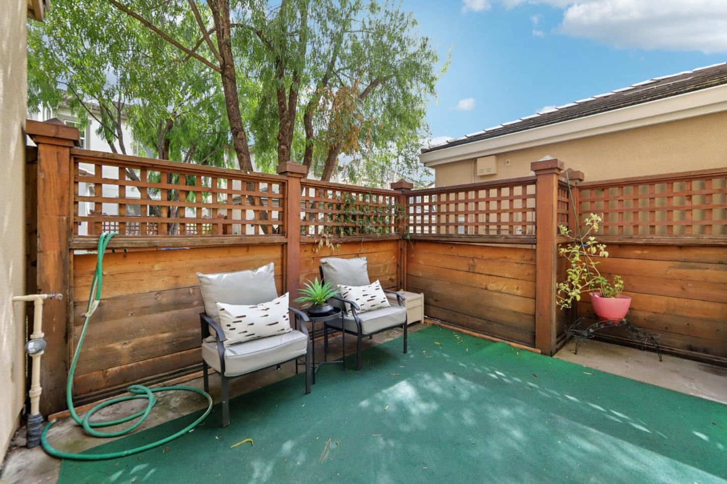 3858 Evangelho Circle