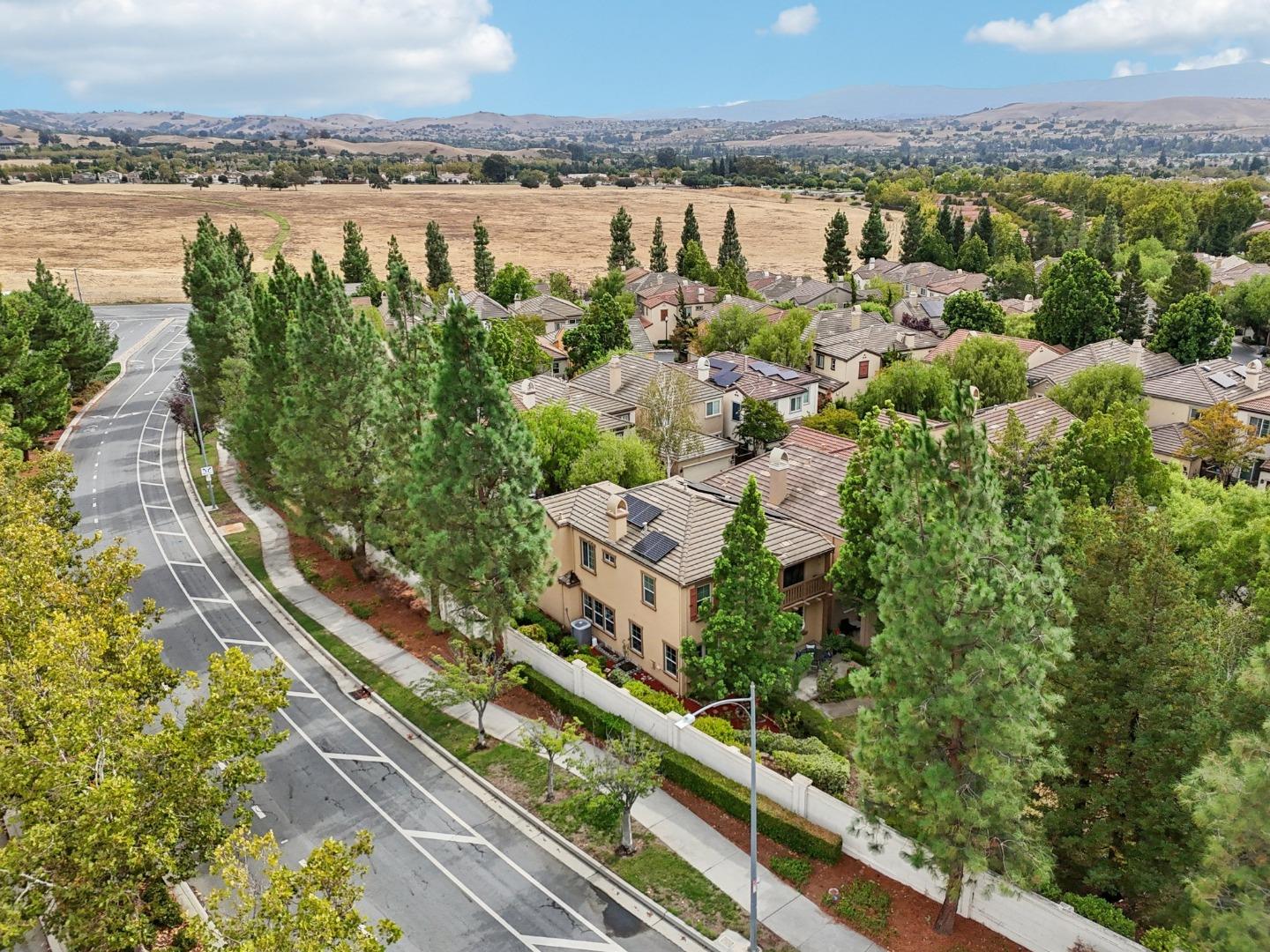 3858 Evangelho Circle