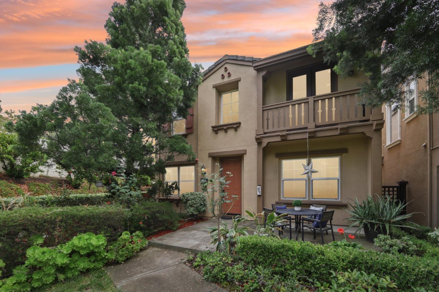 3858 Evangelho Circle
