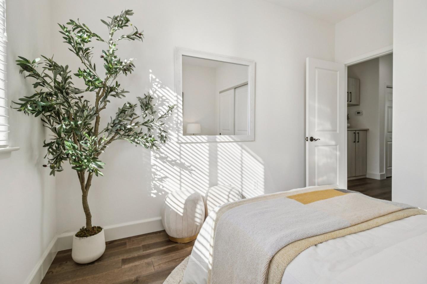 10837 North Stelling Road