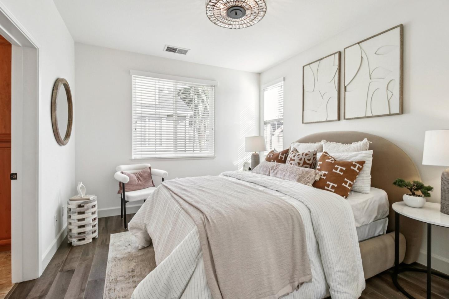 10837 North Stelling Road