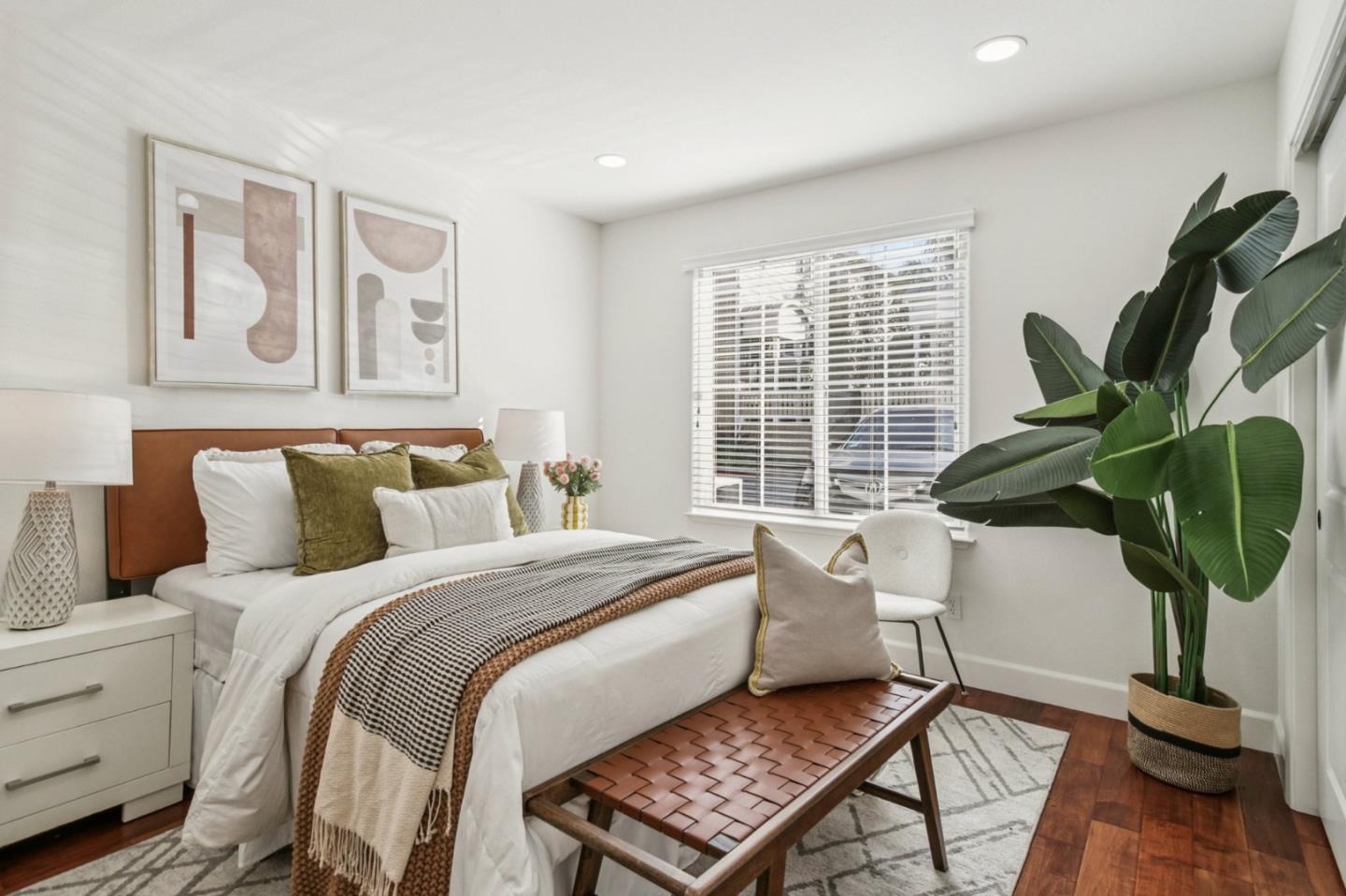 10837 North Stelling Road