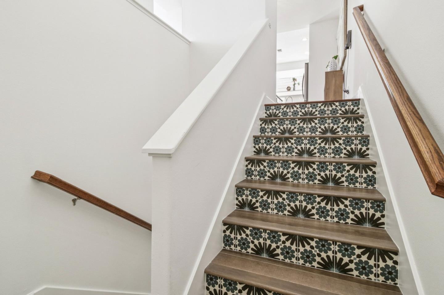 10837 North Stelling Road