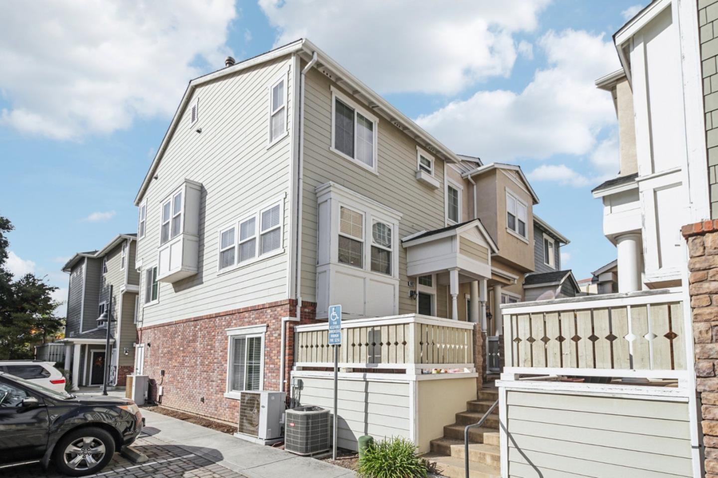 10837 North Stelling Road