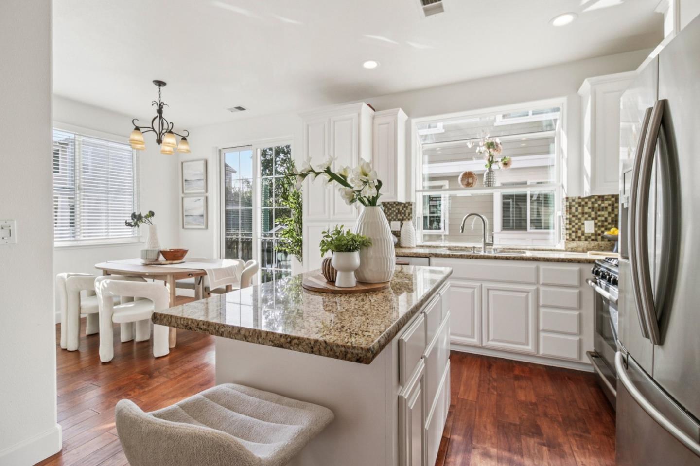 10837 North Stelling Road