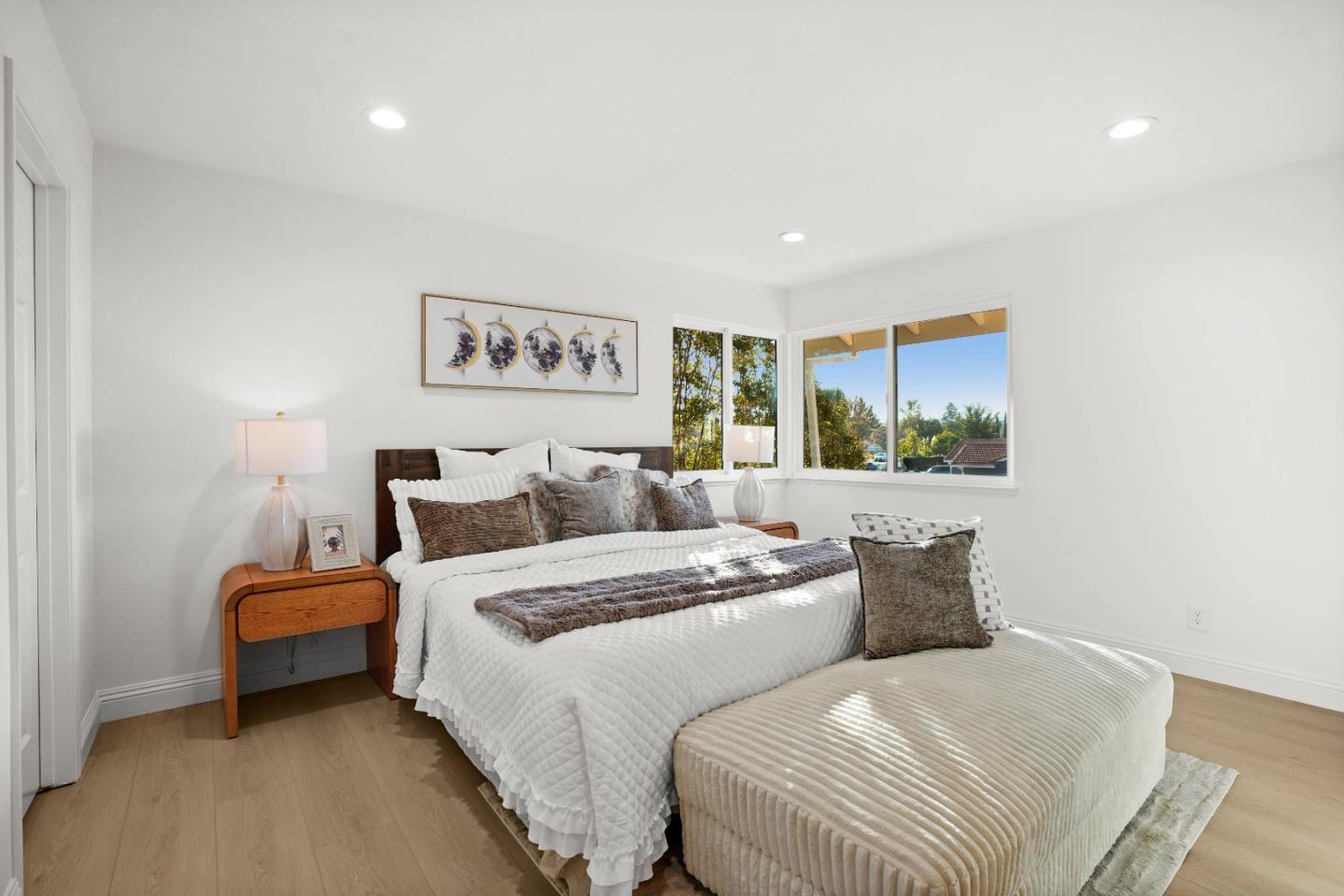 887 Kozera Drive