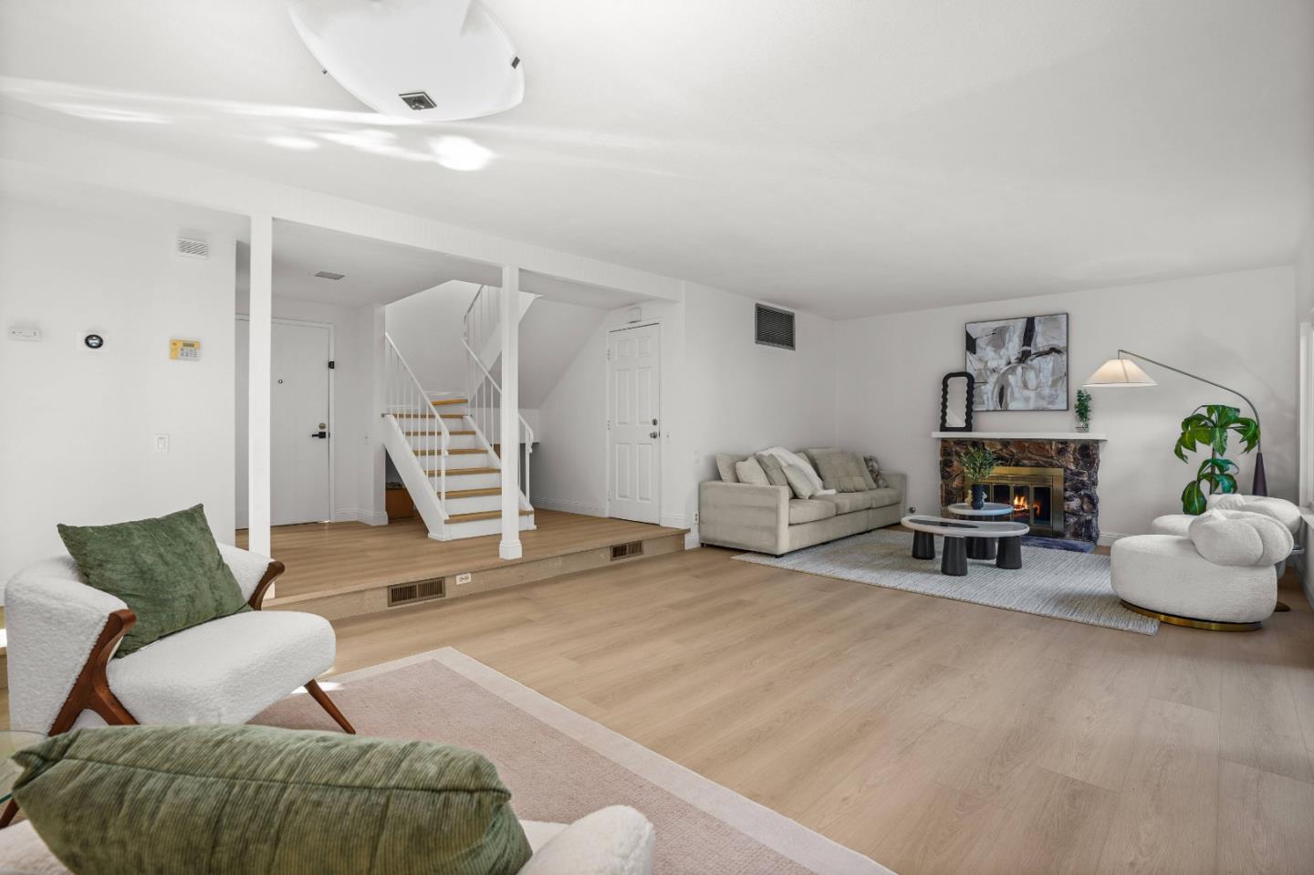 887 Kozera Drive