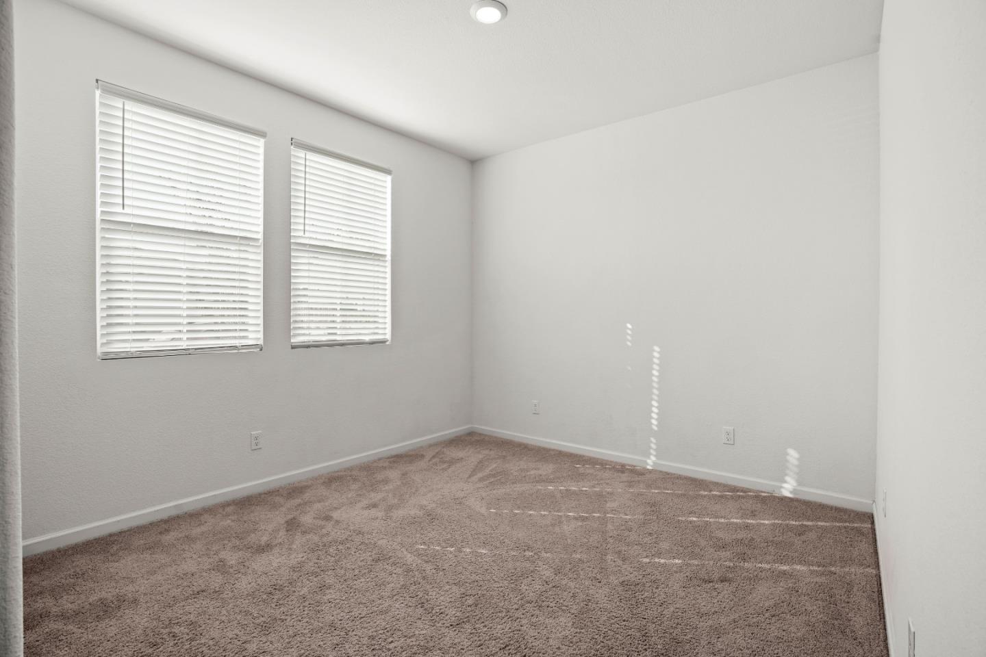 8189 Scrimshaw Way