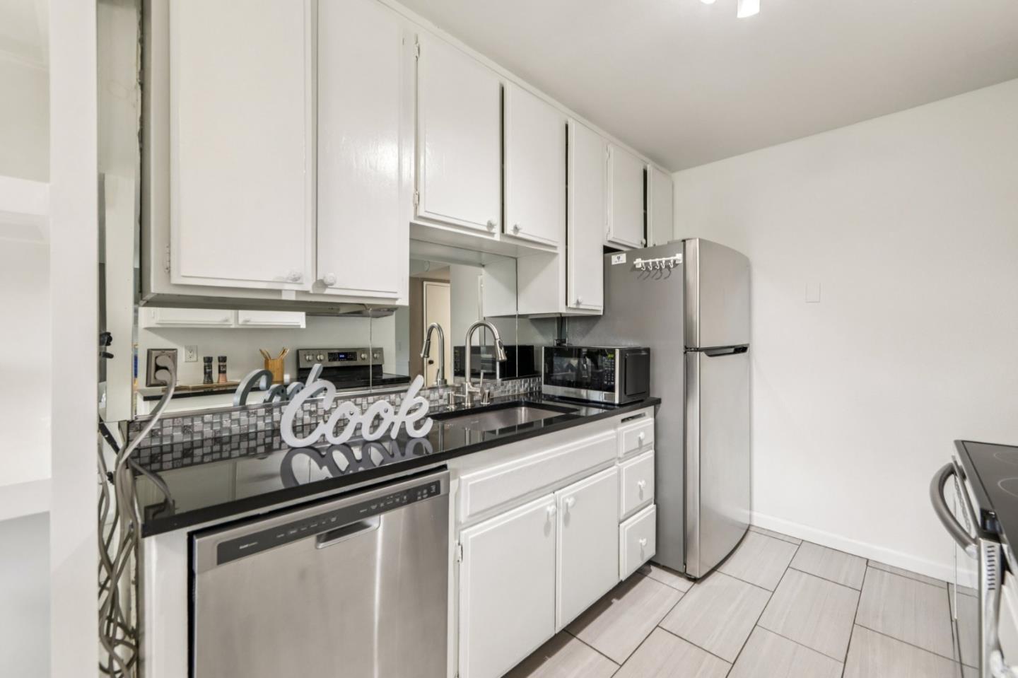 247 North Capitol Avenue 245