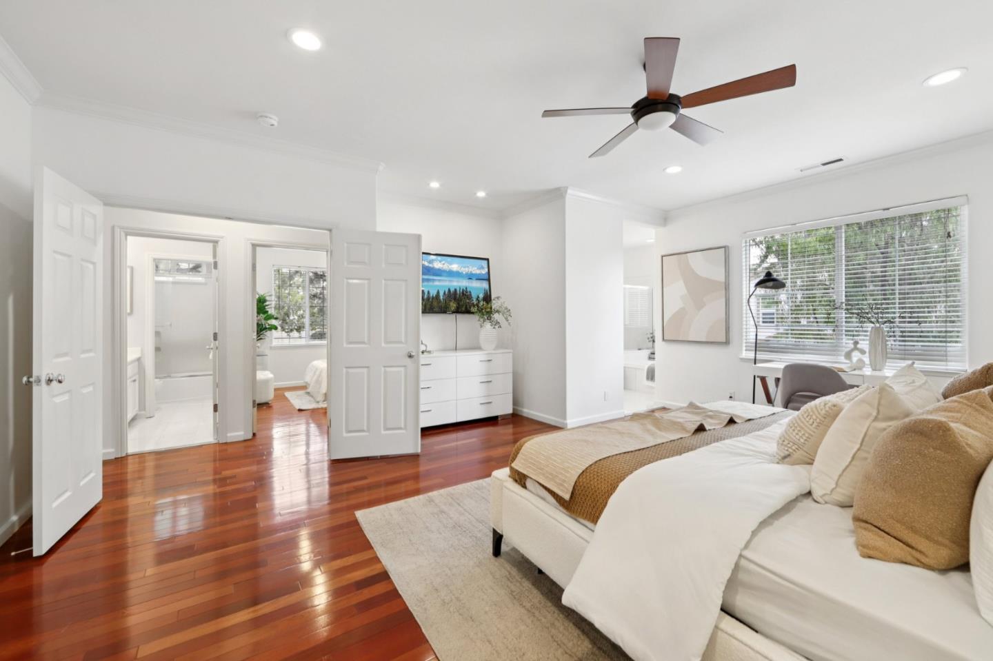 3858 Evangelho Circle