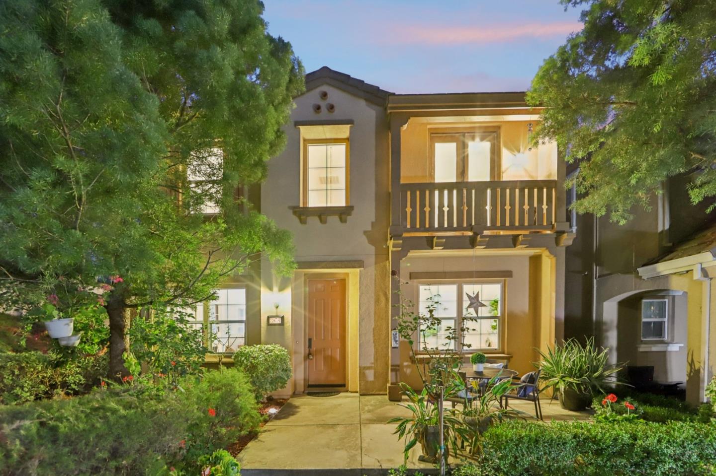 3858 Evangelho Circle