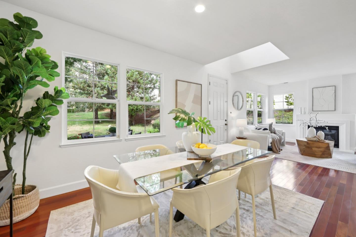 3858 Evangelho Circle