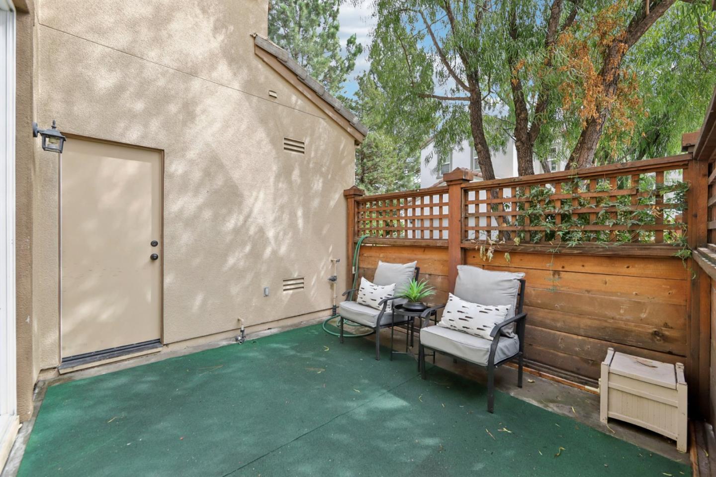 3858 Evangelho Circle