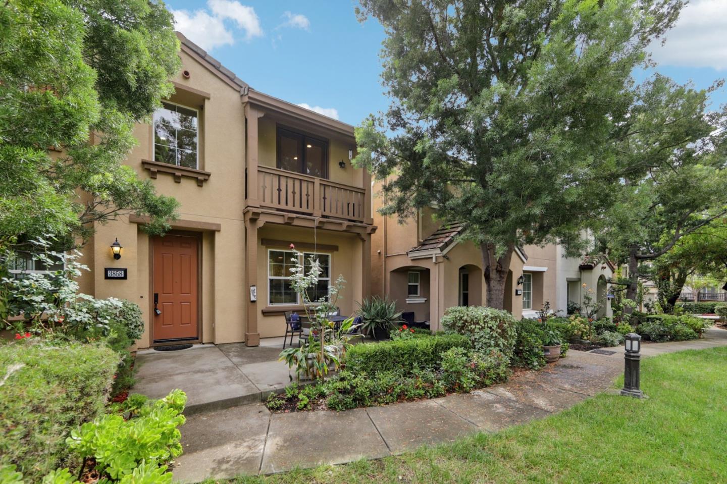 3858 Evangelho Circle