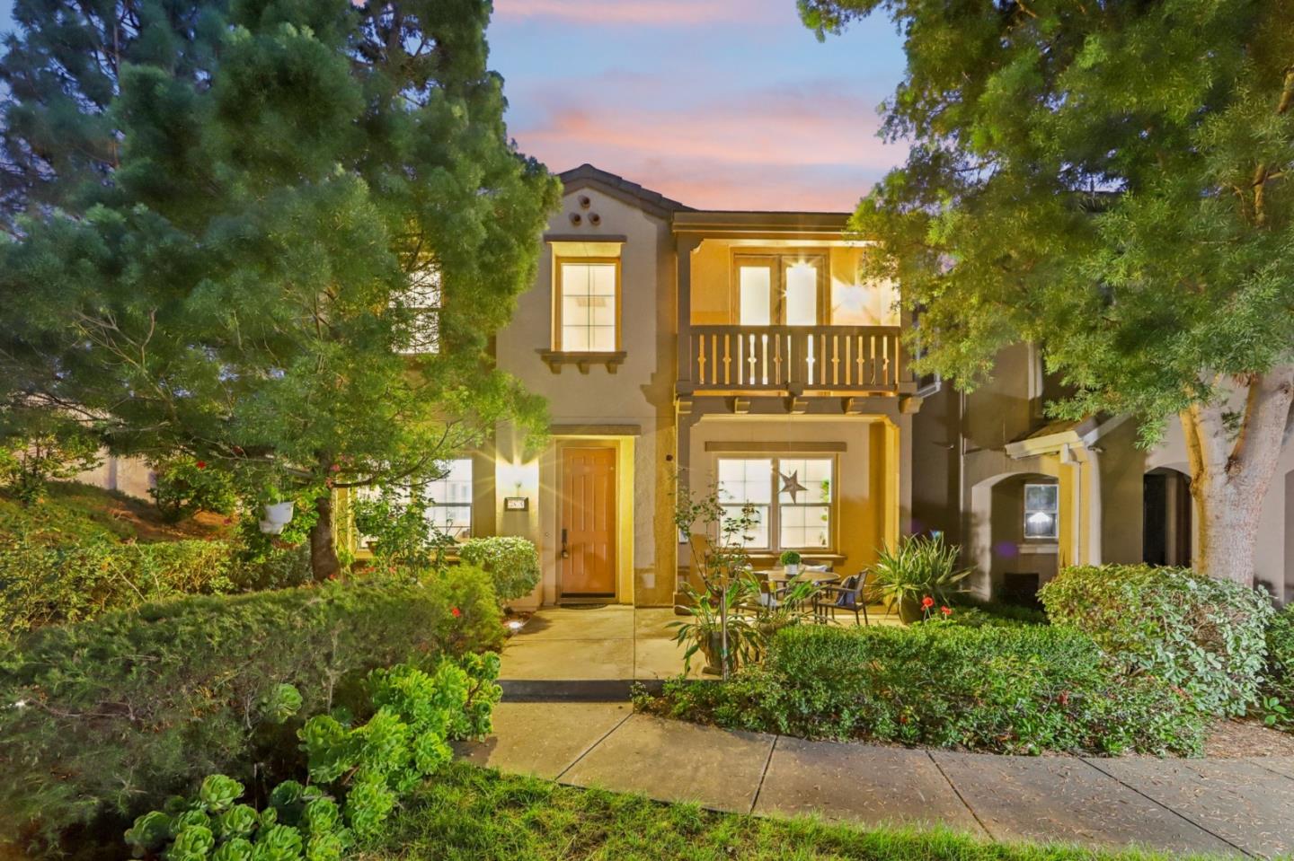 3858 Evangelho Circle