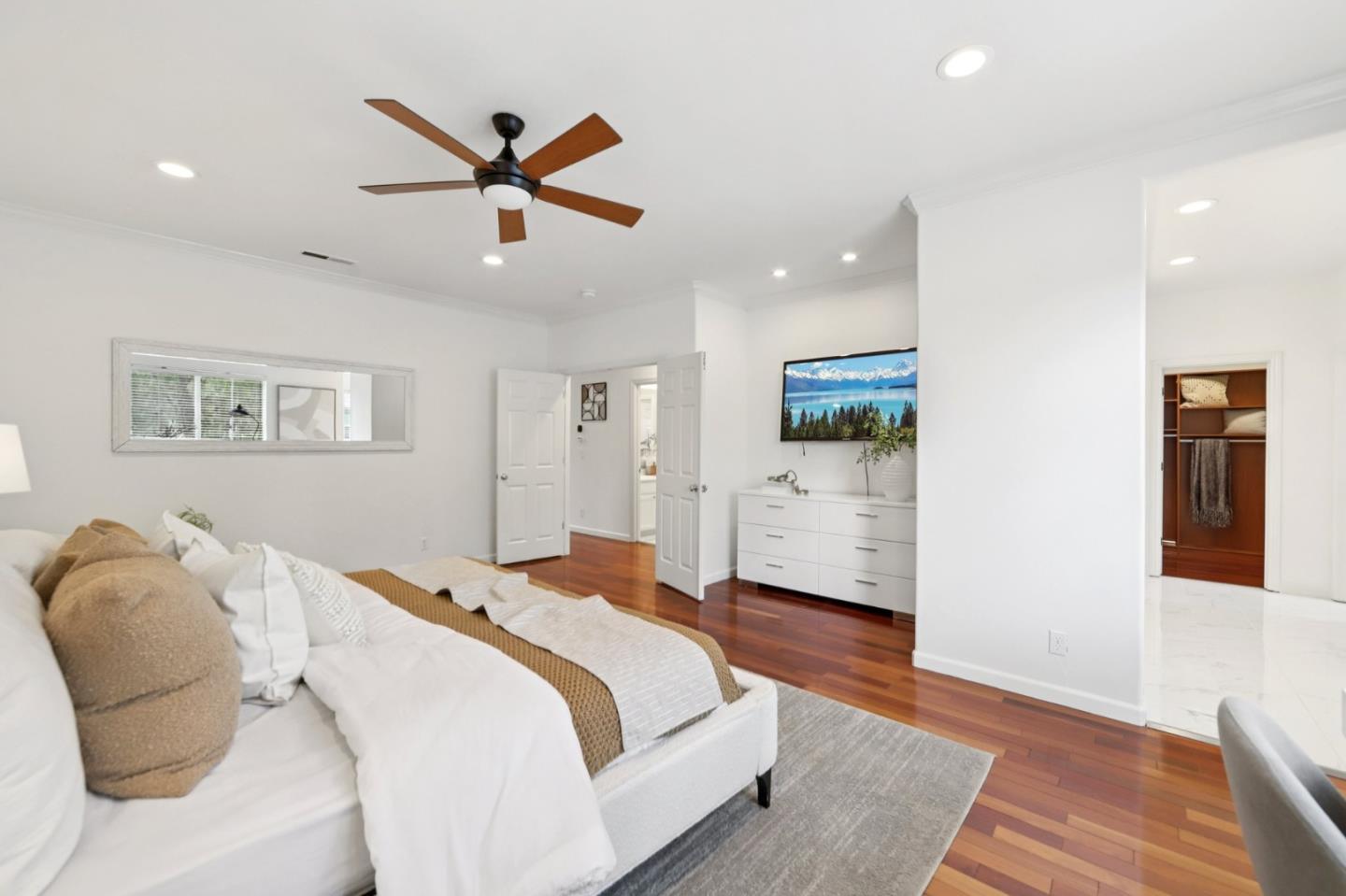 3858 Evangelho Circle