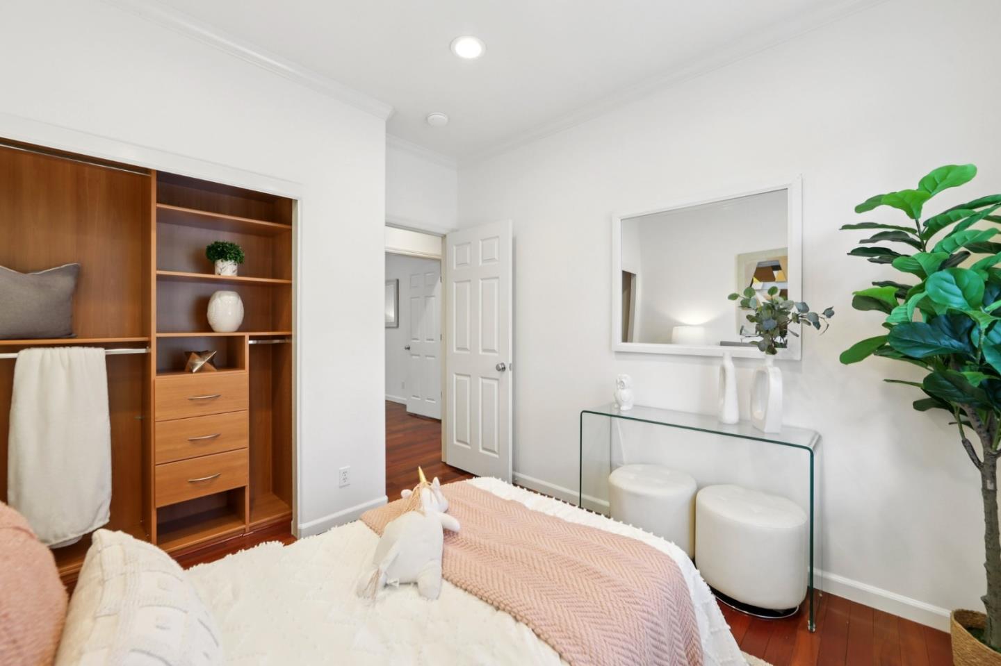 3858 Evangelho Circle