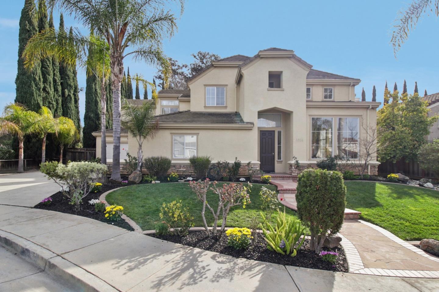 3324 Etoile Court