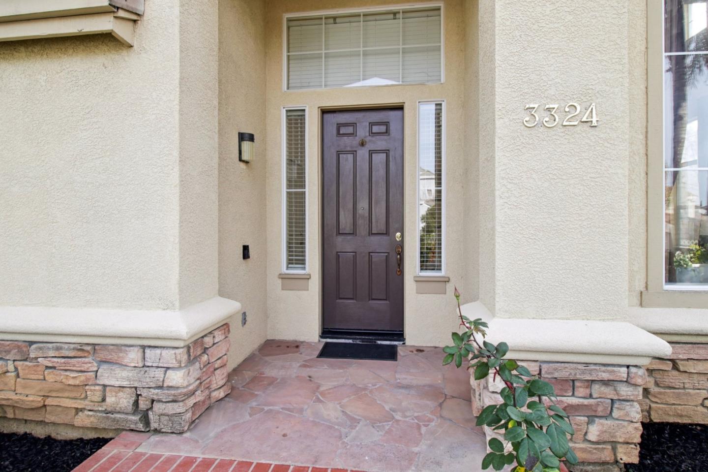 3324 Etoile Court