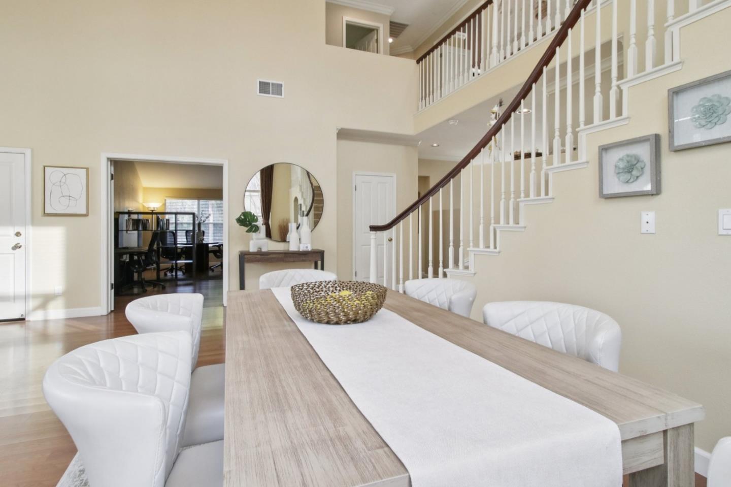 3324 Etoile Court