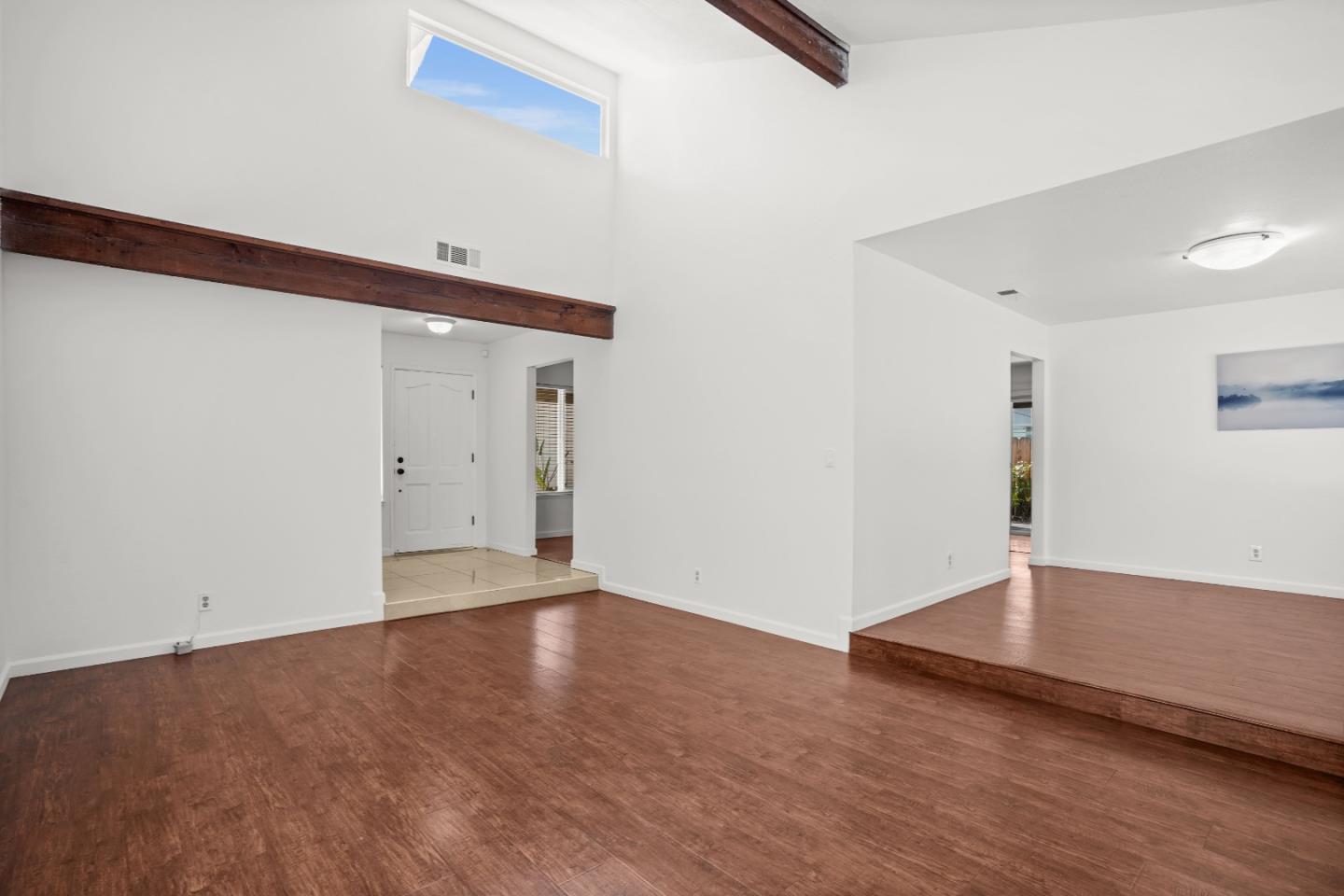 2320 Lido Circle