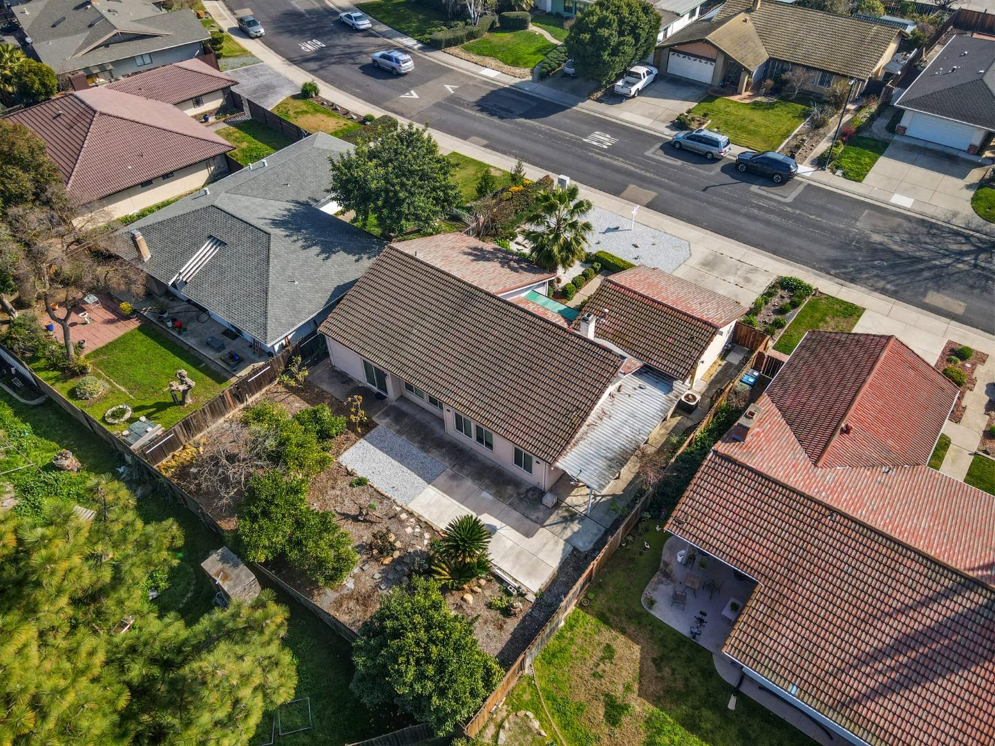 2320 Lido Circle