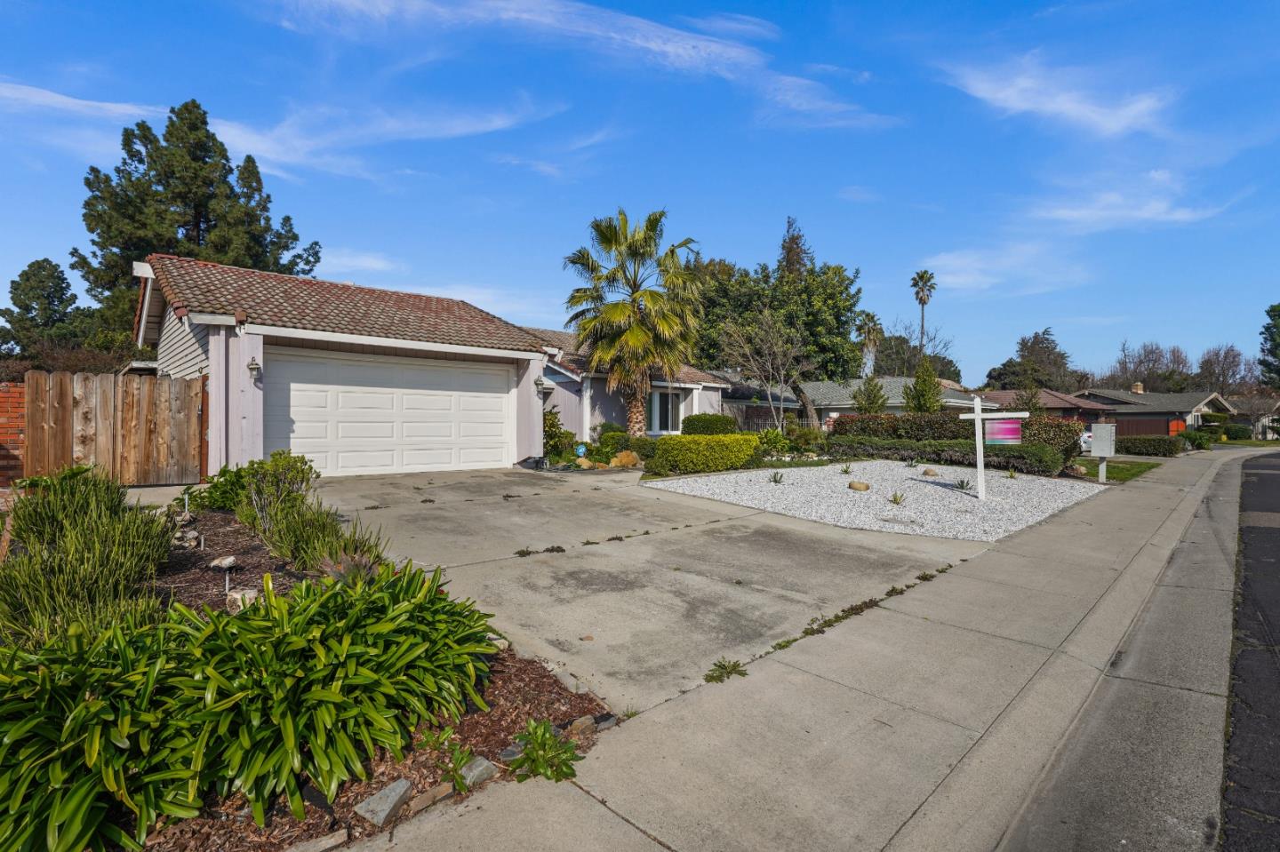 2320 Lido Circle