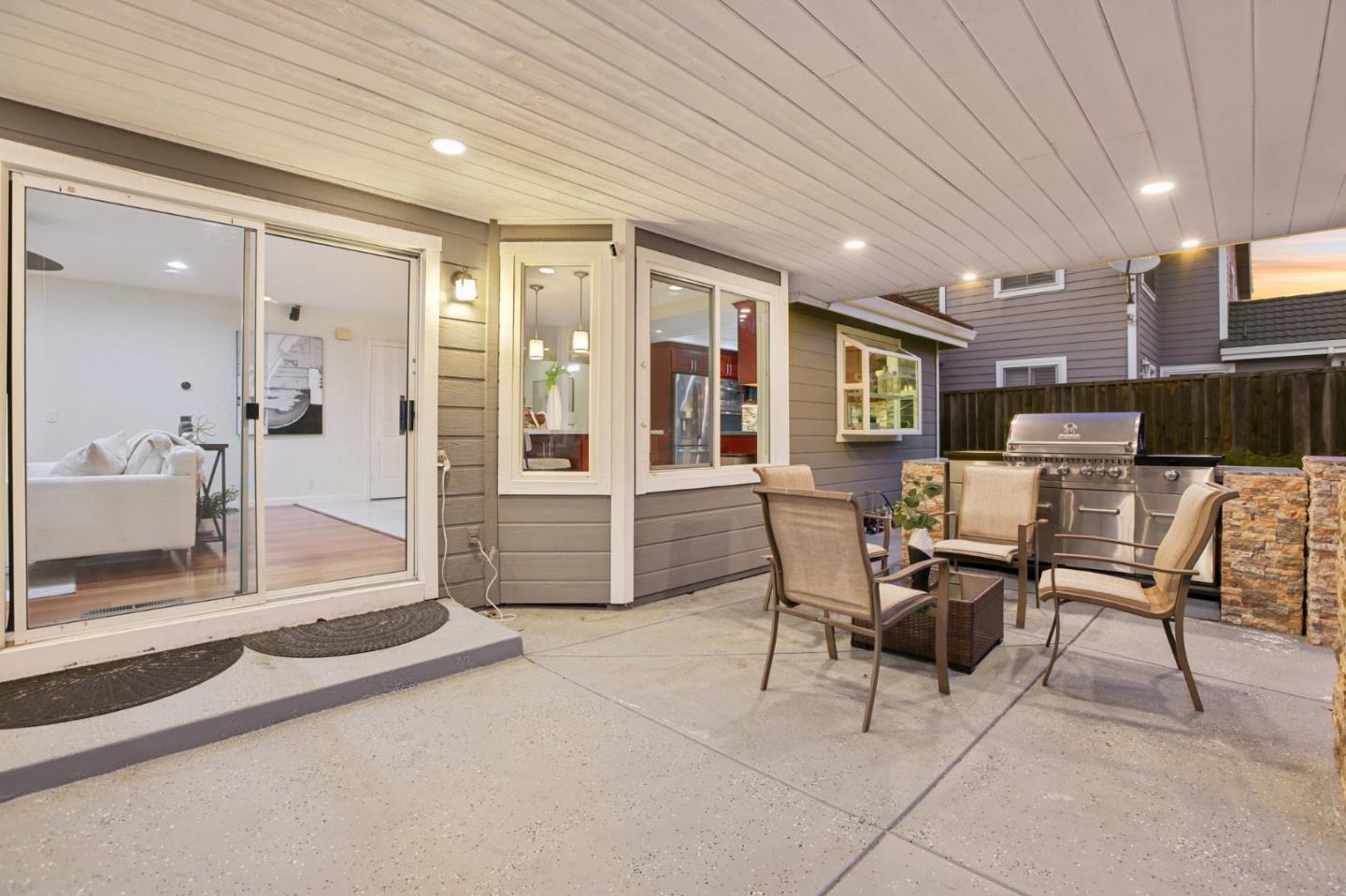 4142 Littleworth Way