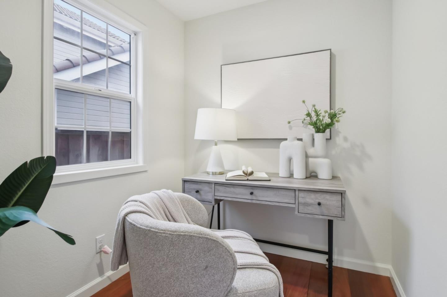 4142 Littleworth Way