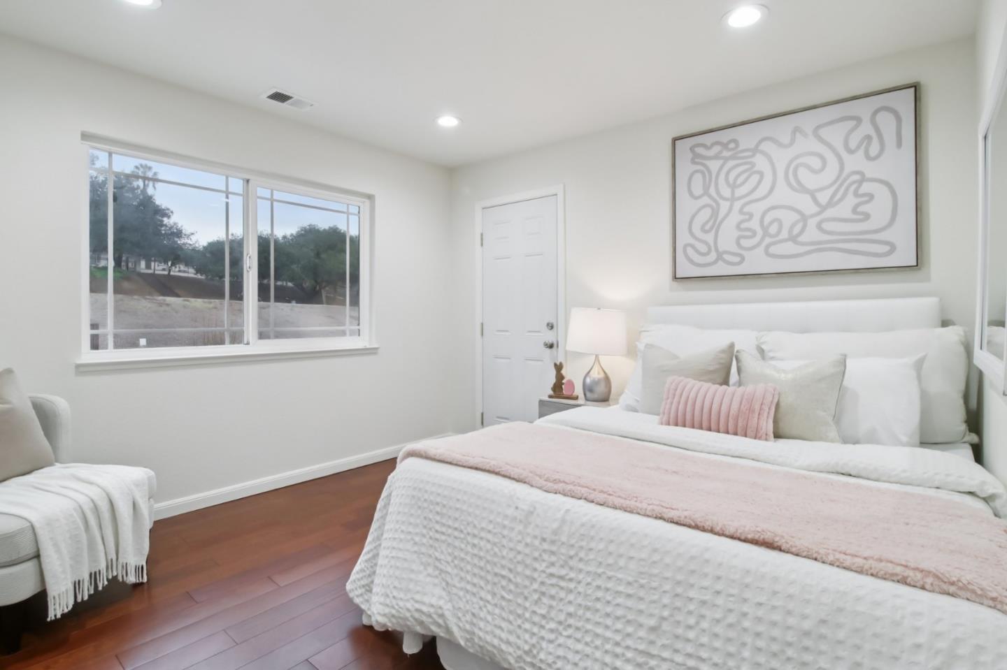 4142 Littleworth Way