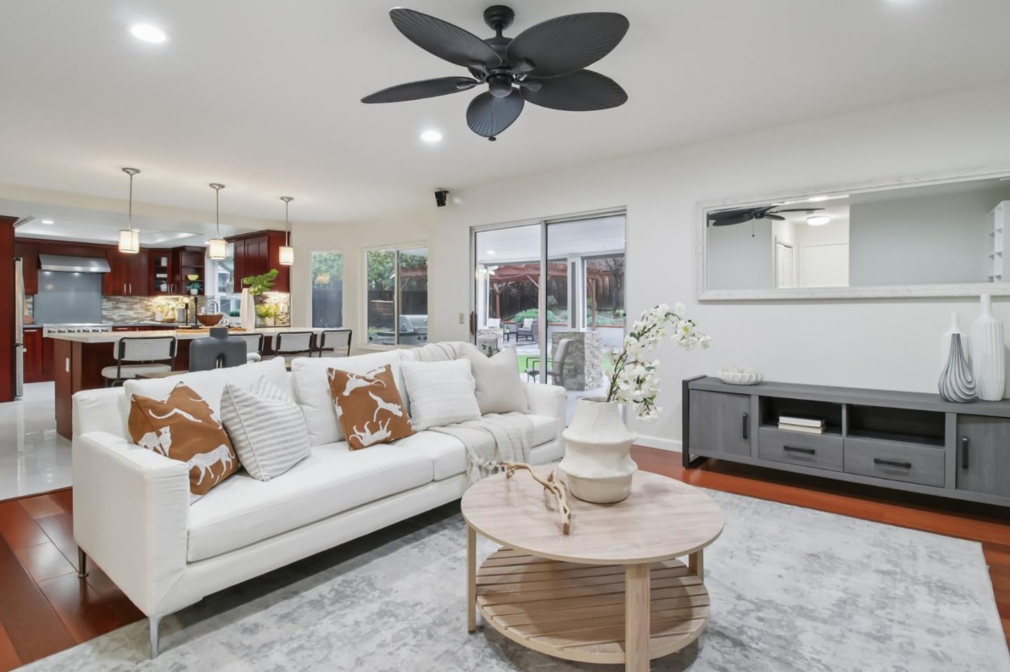 4142 Littleworth Way