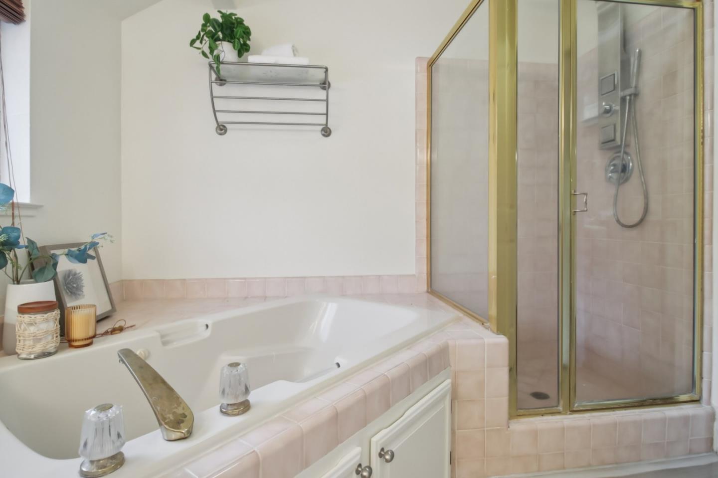 4142 Littleworth Way