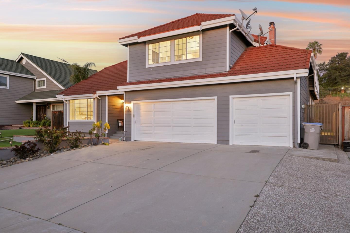 4142 Littleworth Way